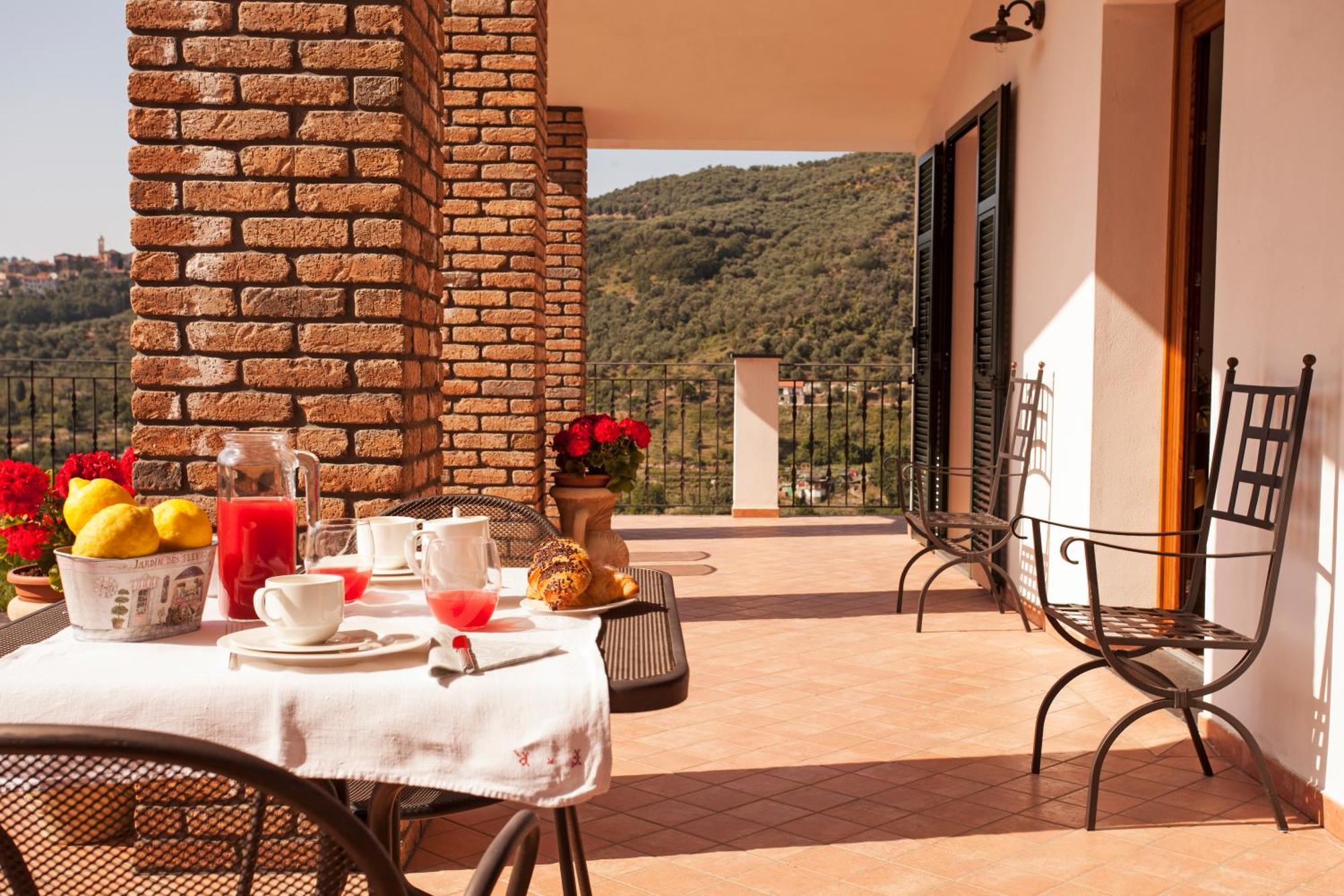 Agriturismo Benza Imperia Exterior photo